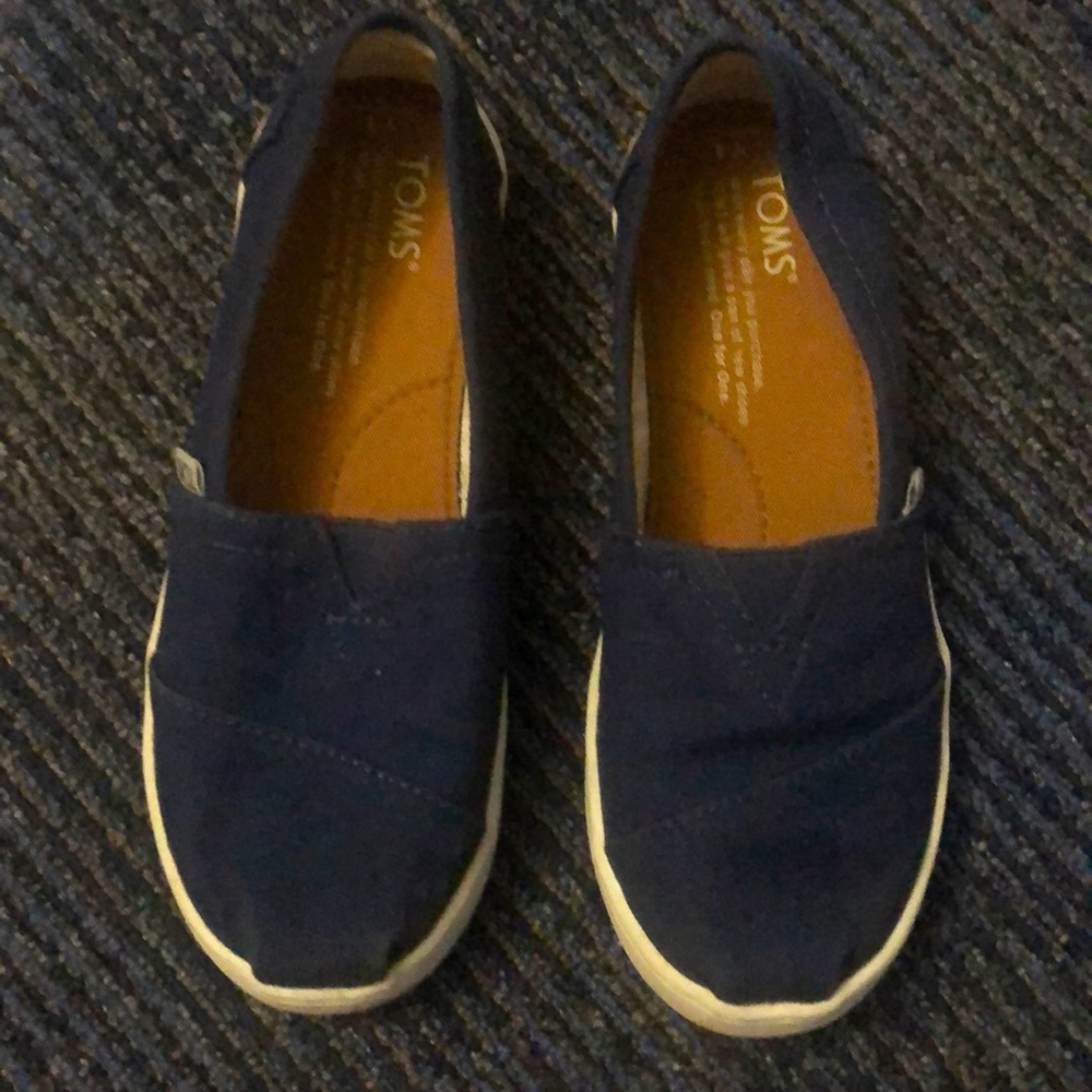 TOMS 👟 Shoes